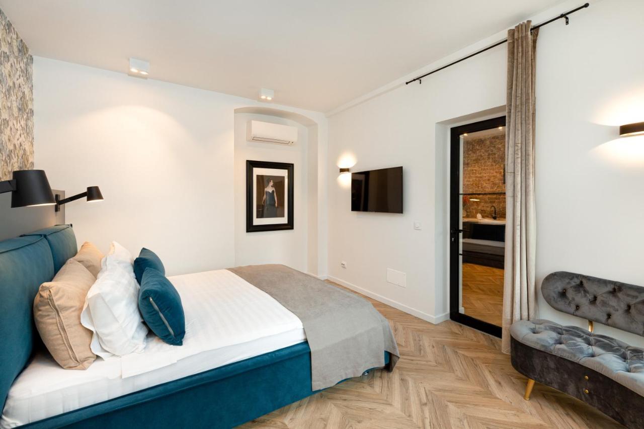 Metropole Apartments Royal Residence Bukarest Exterior foto
